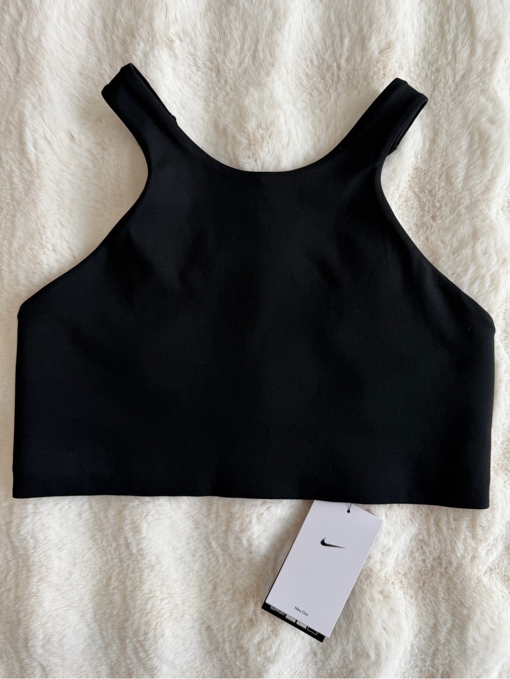 🆕 Nike One Sports Bra (FN2698-010) - Size L.